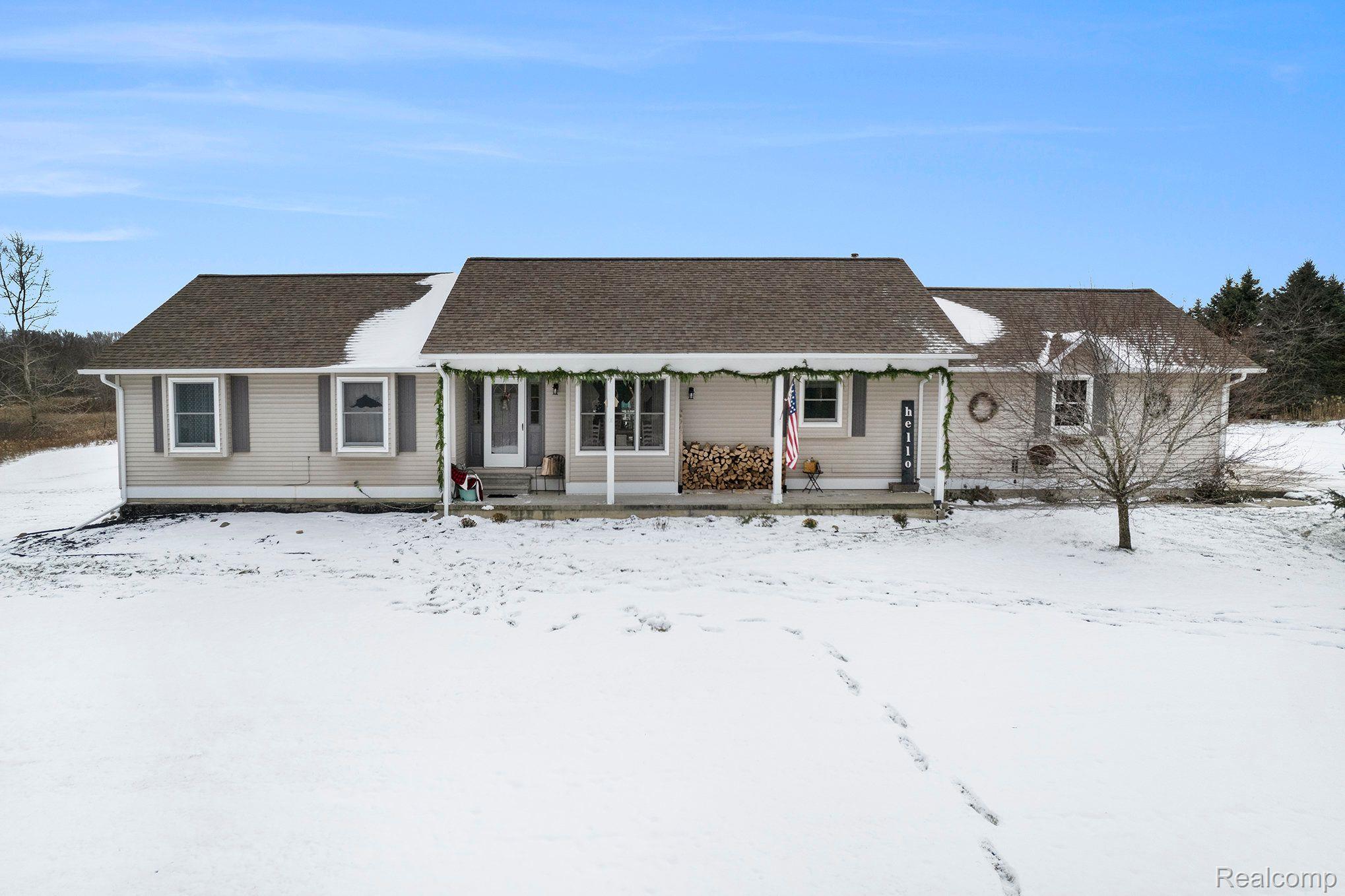 7104 Jordan Road Grand Blanc, MI 48439 - Photo 5 of 35 Gallery Image 5