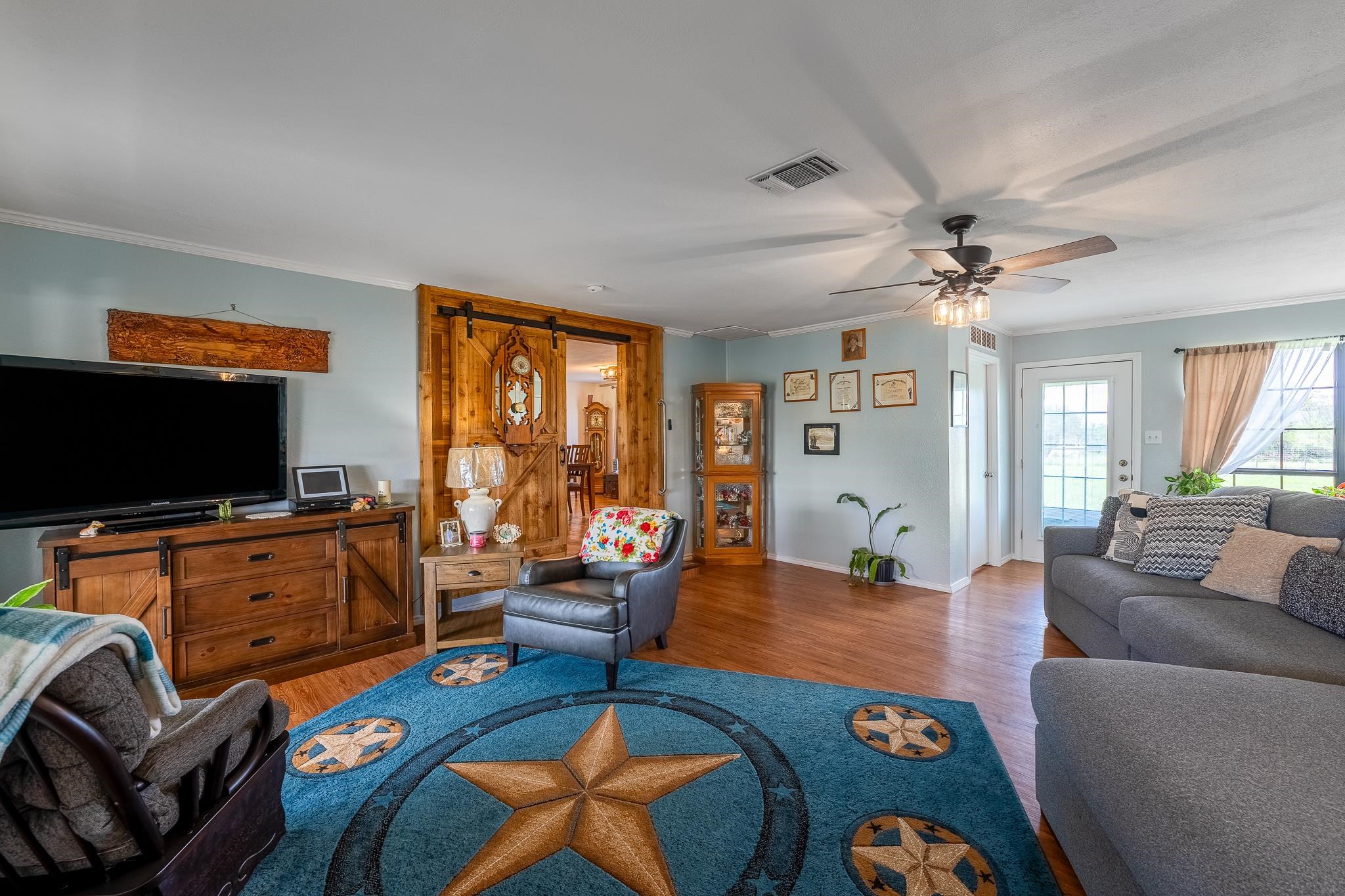 1360 Highway 84 Mullin, TX 76864 - Photo 6 of 44