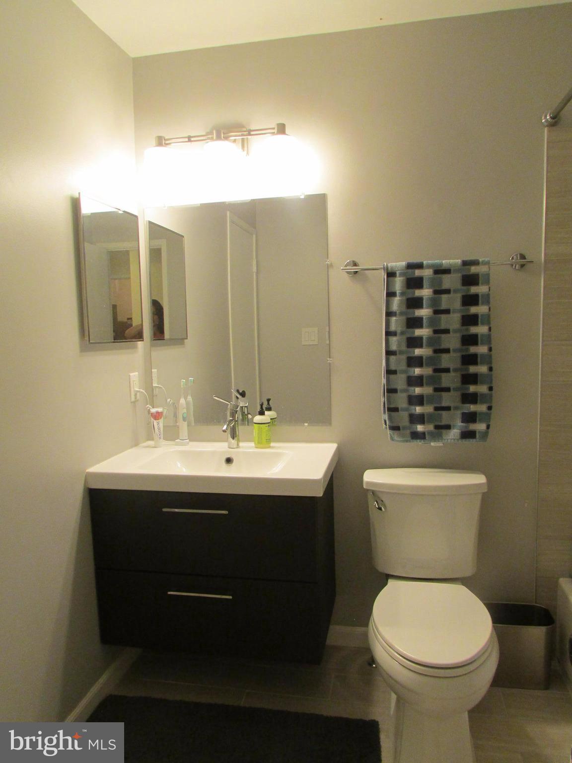 7703 Lexton Place, Unit 34 Springfield, VA 22152 - Photo 12 of 28 Bath (Master)