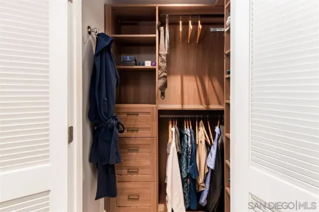 $898,000 | 801 Ash Street, Unit 1303, San Diego, CA 92101