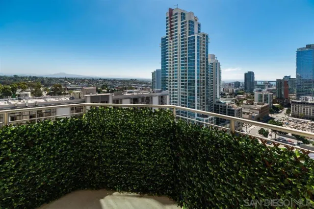 $898,000 | 801 Ash Street, Unit 1303, San Diego, CA 92101