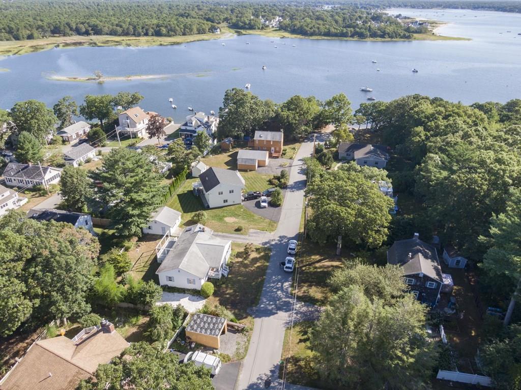 20 Marks Cove Road Wareham, MA 02571 - Photo 4 of 23 Gallery Image 4