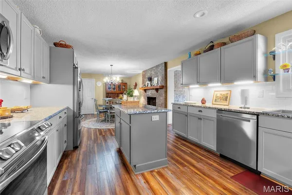 $250,999 | 106 Holmes Drive, Sikeston, MO 63801