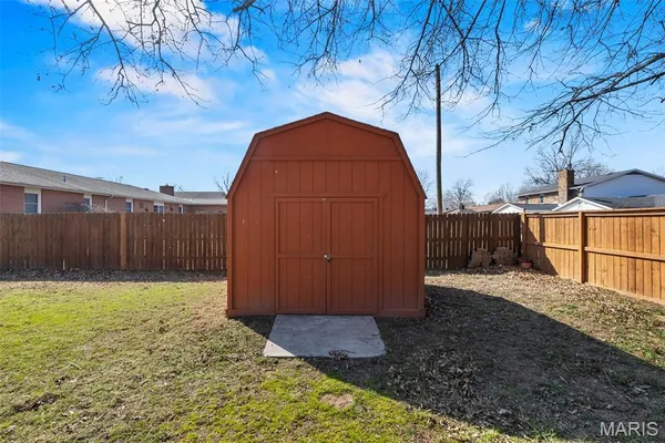 $250,999 | 106 Holmes Drive, Sikeston, MO 63801