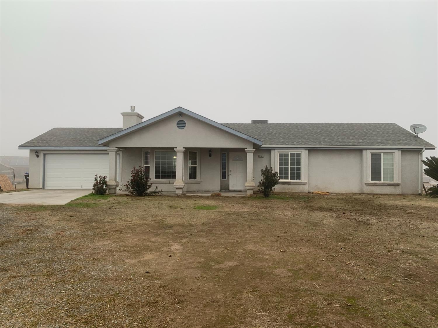 21414 Lomita Road Madera, CA 93638 - Photo 1 of 33 Gallery Image 1