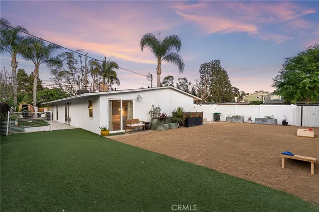 $1,995,000 | 2691 Club Mesa Place, Costa Mesa, CA 92627
