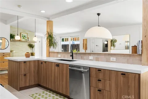 $1,995,000 | 2691 Club Mesa Place, Costa Mesa, CA 92627