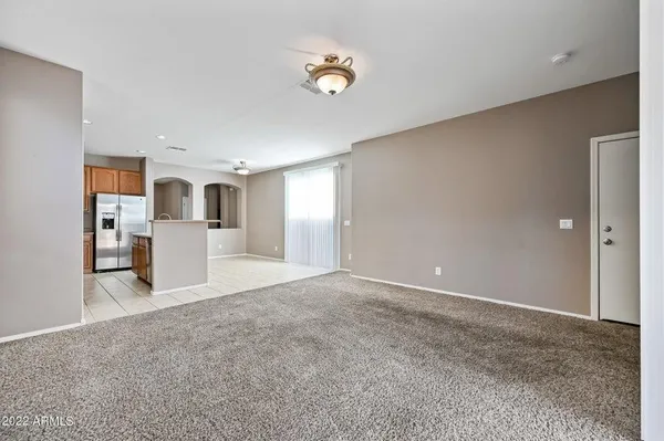 $2,295 | 3652 East Temecula Way, Gilbert, AZ 85297