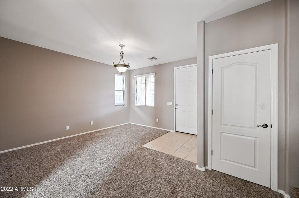 3652 East Temecula Way Gilbert, AZ 85297 - Photo 4 of 27 Photo #4
