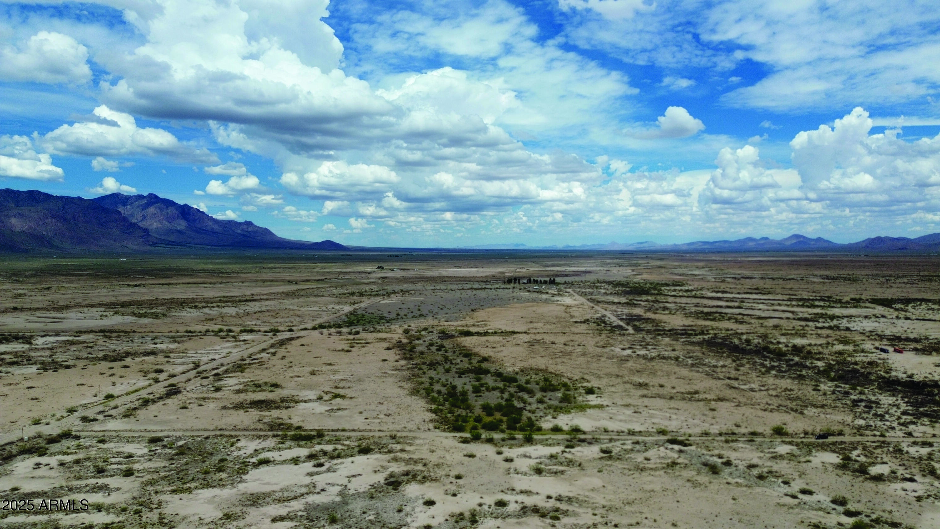40.98-acre East Many Wells Road, Unit 32 San Simon, AZ 85632 - Photo 5 of 31 a view of ocean view with beach