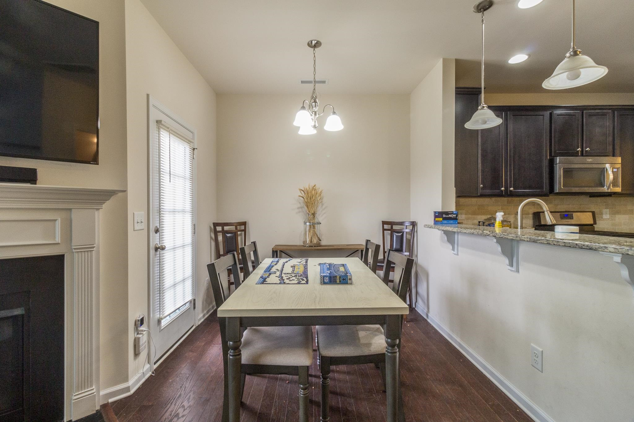 9110 Wooden Road Raleigh, NC 27617 - Photo 12 of 27 Breakfast area