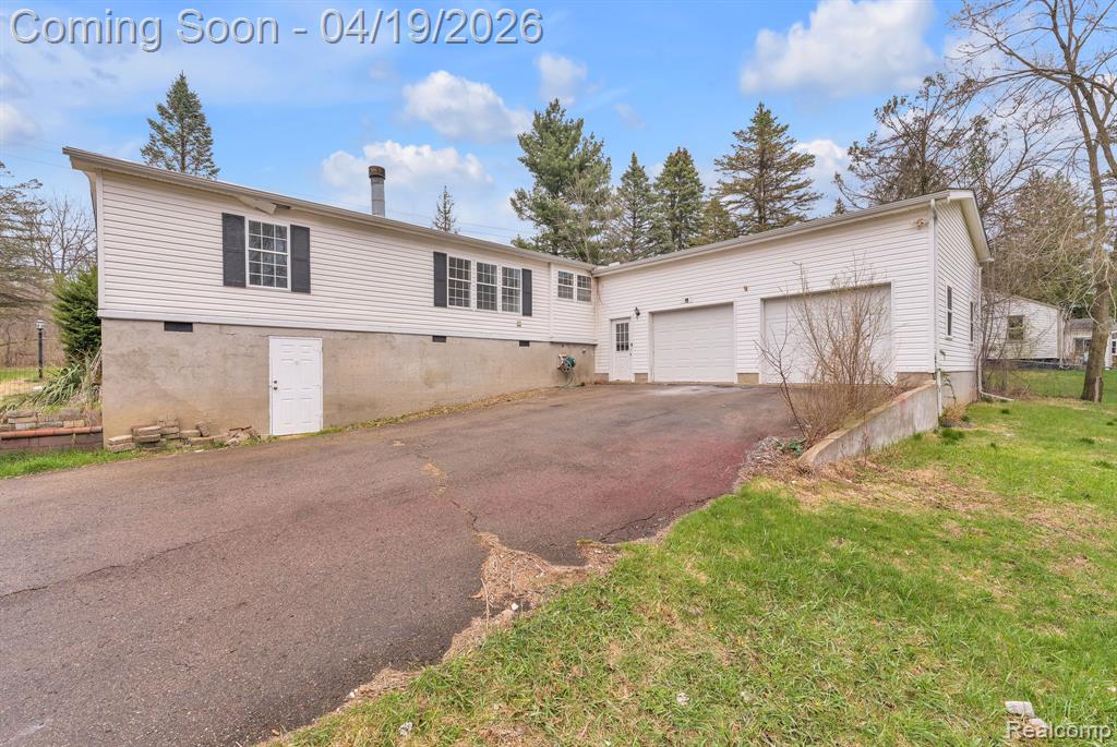 36085 Wick Road Romulus, MI 48174 - Photo 8 of 43