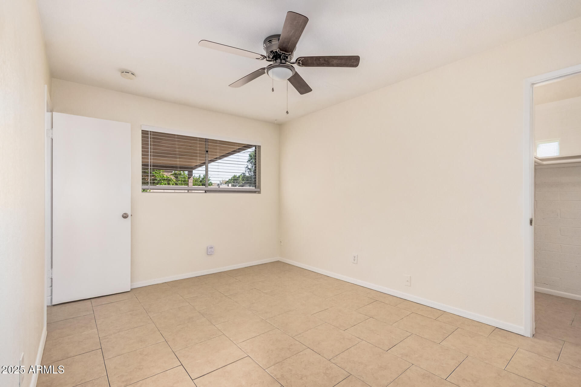 2409 West Cortez Street Phoenix, AZ 85029 - Photo 15 of 30 15 Cortez