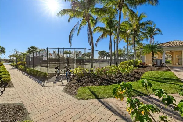 $2,800 | 7114 Marconi Court, Naples, FL 34114