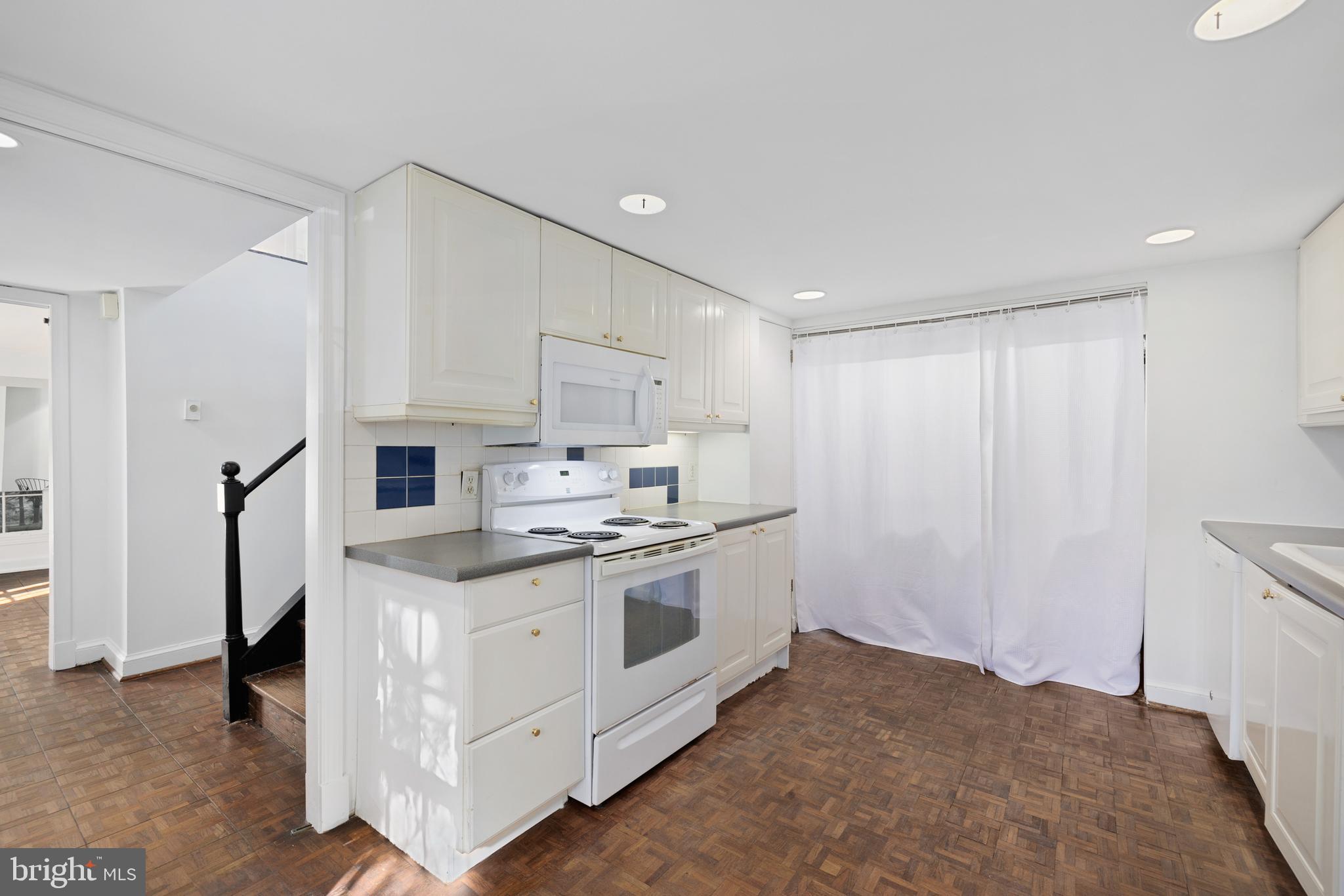 Gallery Image 7