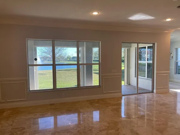 $4,300 | 9326 Plantation Estates Drive, Royal Palm Beach, FL 33411