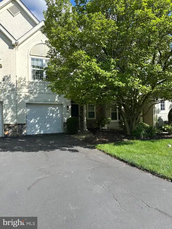 $545,000 | 203 Oaktree Court, Warminster, PA 18974