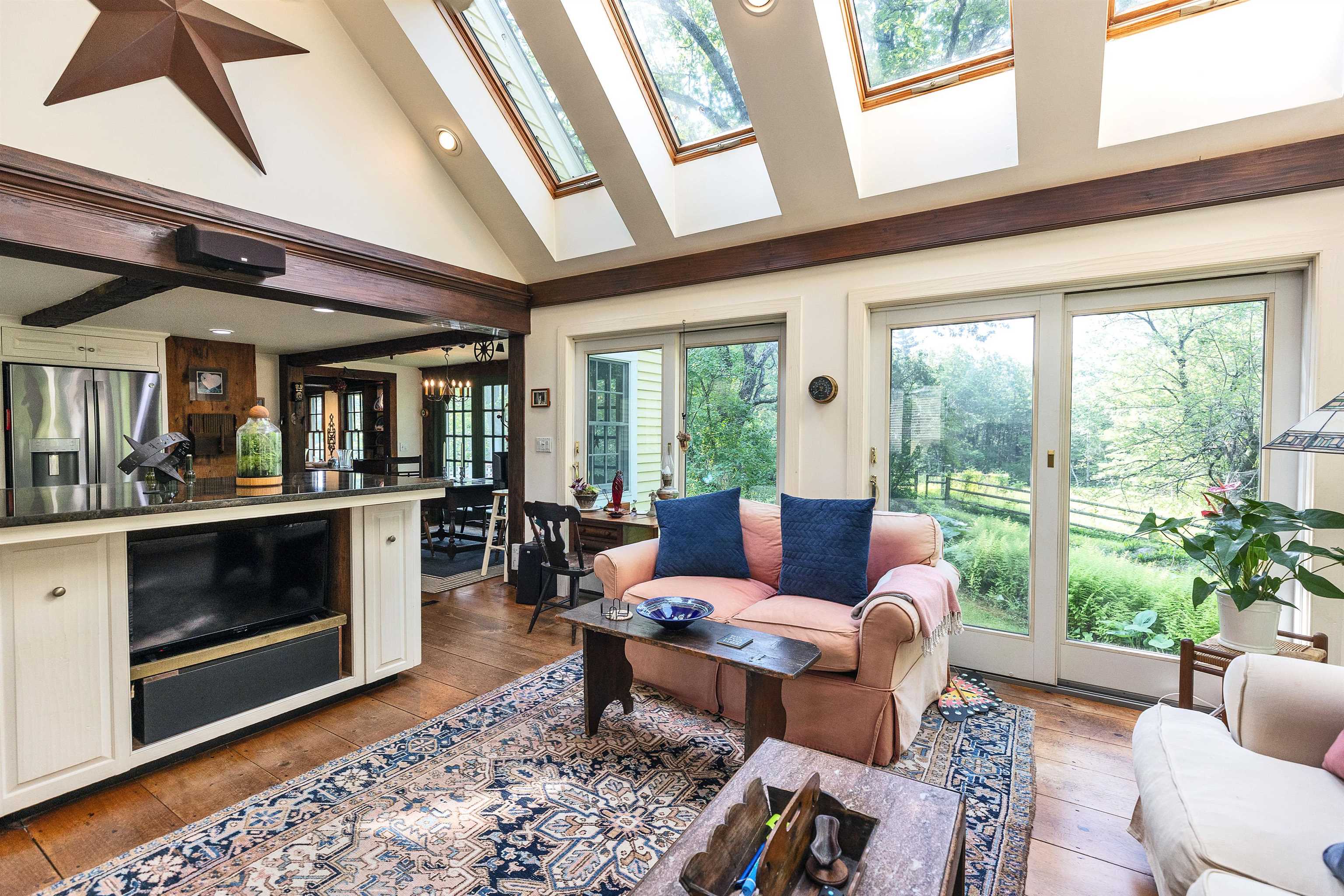 133 Hay Hill Road Francestown, NH 03043 - Photo 11 of 60 Gallery Image 11