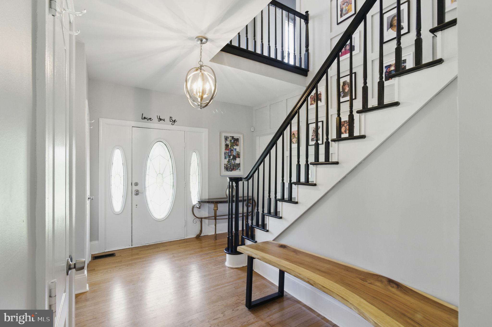75 West Bay Front Road Lothian, MD 20711 - Photo 5 of 89 Grand Foyer View 1
