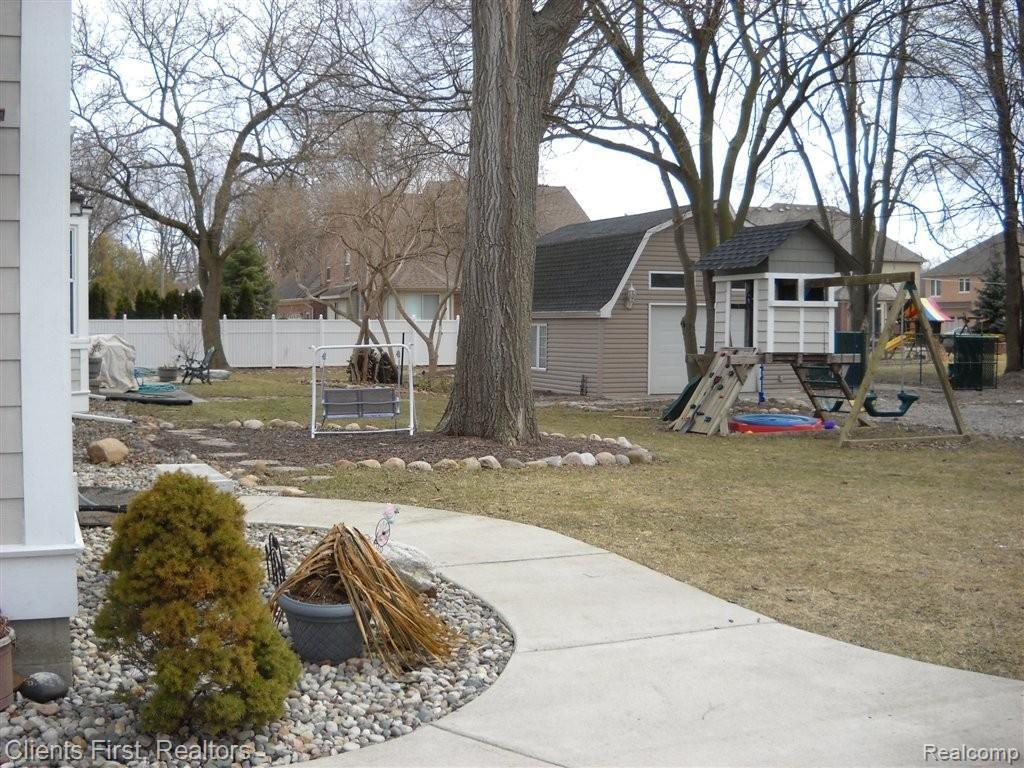 side yard