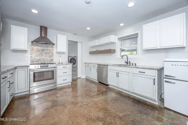 $550,000 | 6009 Switzer Cove, Ocean Springs, MS 39564