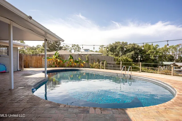 $550,000 | 6009 Switzer Cove, Ocean Springs, MS 39564