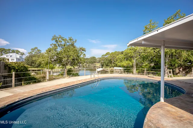 $550,000 | 6009 Switzer Cove, Ocean Springs, MS 39564