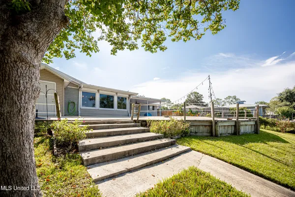 $499,999 | 6009 Switzer Cove, Ocean Springs, MS 39564
