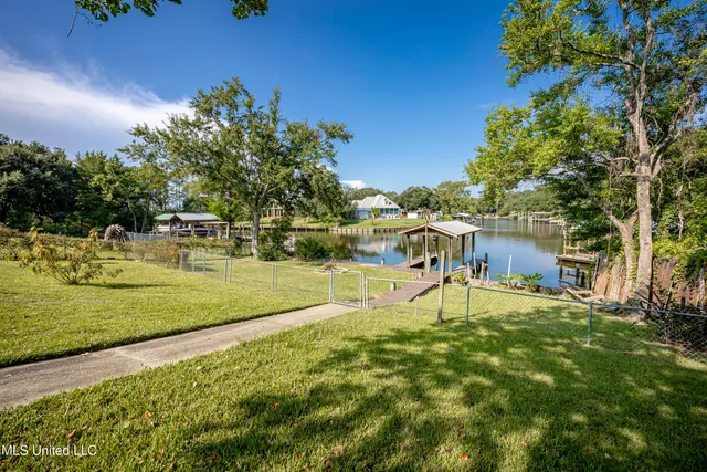 $550,000 | 6009 Switzer Cove, Ocean Springs, MS 39564