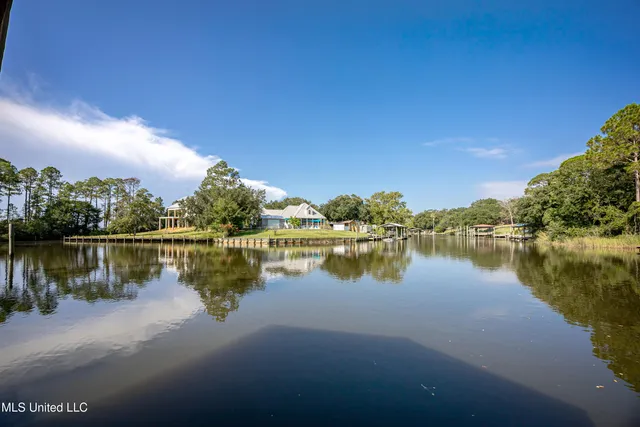 $550,000 | 6009 Switzer Cove, Ocean Springs, MS 39564