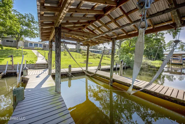 $550,000 | 6009 Switzer Cove, Ocean Springs, MS 39564