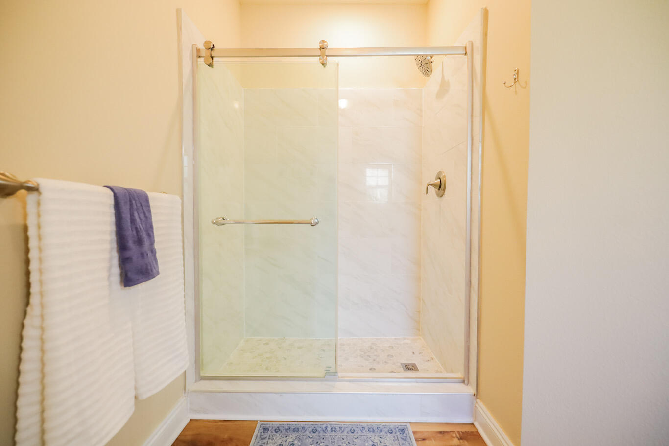 96 Benton Boulevard Freeport, FL 32439 - Photo 22 of 34 a bathroom with a shower and a shower