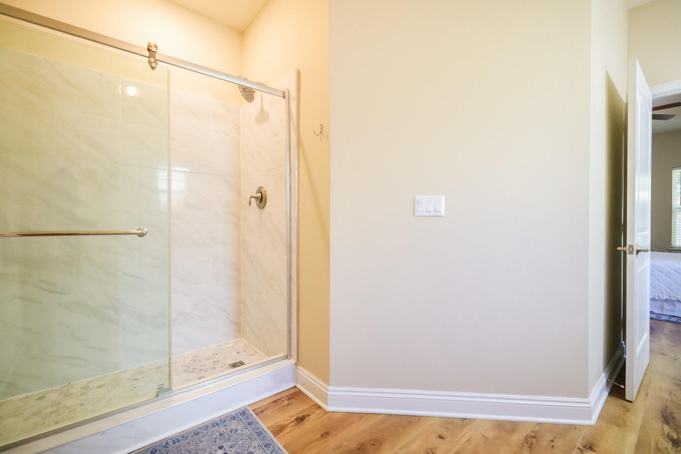 96 Benton Boulevard Freeport, FL 32439 - Photo 23 of 34 a bathroom with a shower