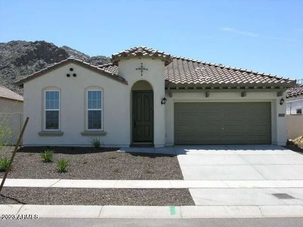 $2,700 | 609 East Pearce Road, Phoenix, AZ 85042