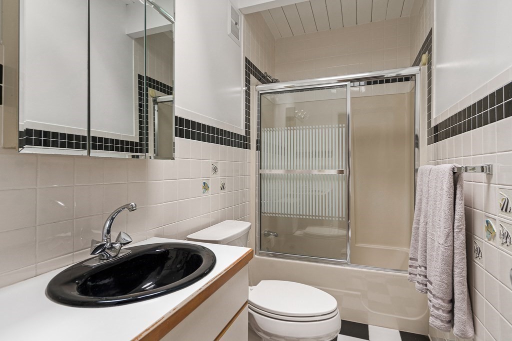 12 Cole Road Wayland, MA 01778 - Photo 30 of 38 Gallery Image 30