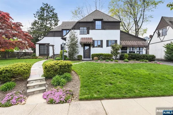 $6,000 | 869 Ridgewood Road, Millburn, NJ 07041