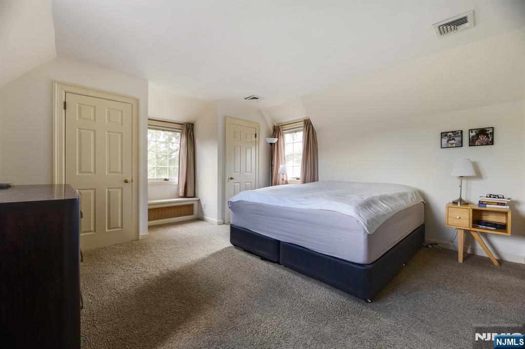 869 Ridgewood Road Millburn, NJ 07041 - Photo 14 of 26