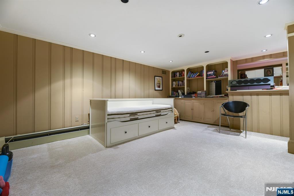 869 Ridgewood Road Millburn, NJ 07041 - Photo 21 of 26