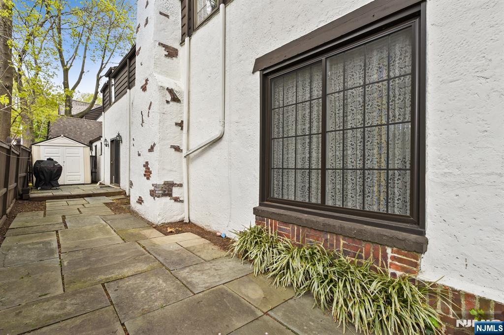 869 Ridgewood Road Millburn, NJ 07041 - Photo 25 of 26