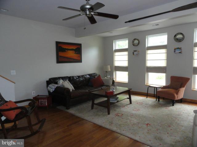 313 Oakwood Road Edgewater, MD 21037 - Photo 24 of 30 Family Room