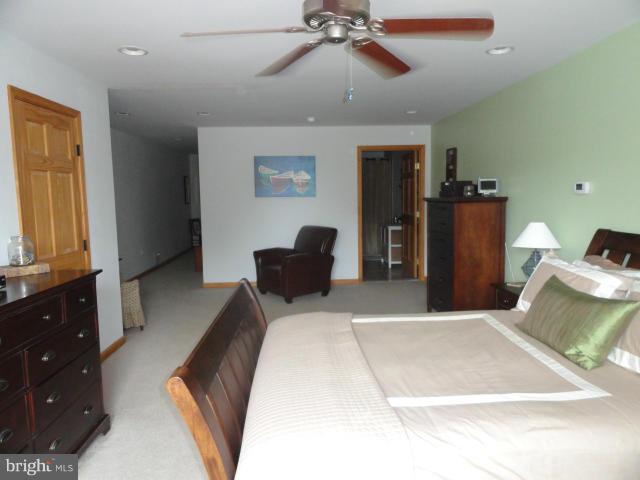 313 Oakwood Road Edgewater, MD 21037 - Photo 28 of 30 Bedroom (Master)