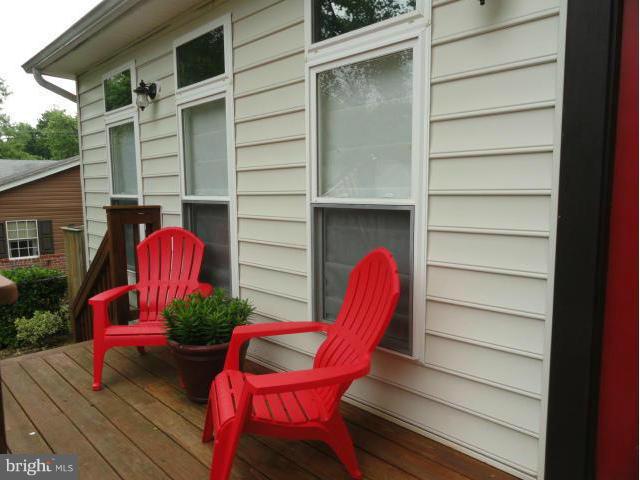 313 Oakwood Road Edgewater, MD 21037 - Photo 4 of 30 Exterior (Front)
