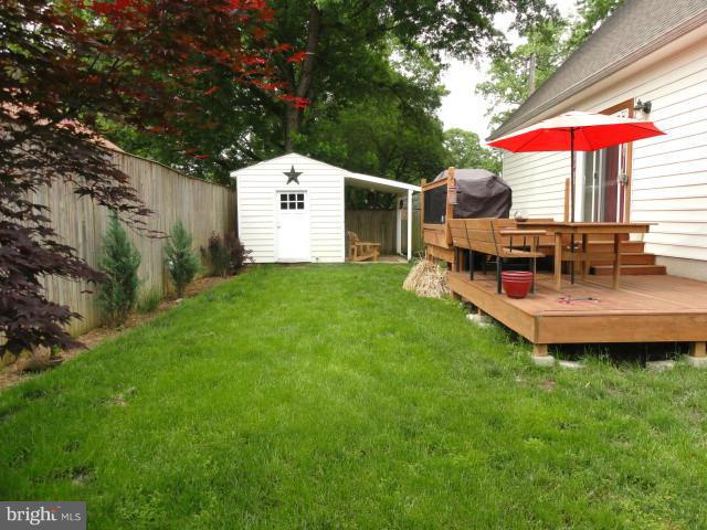 313 Oakwood Road Edgewater, MD 21037 - Photo 8 of 30 Exterior (Rear)