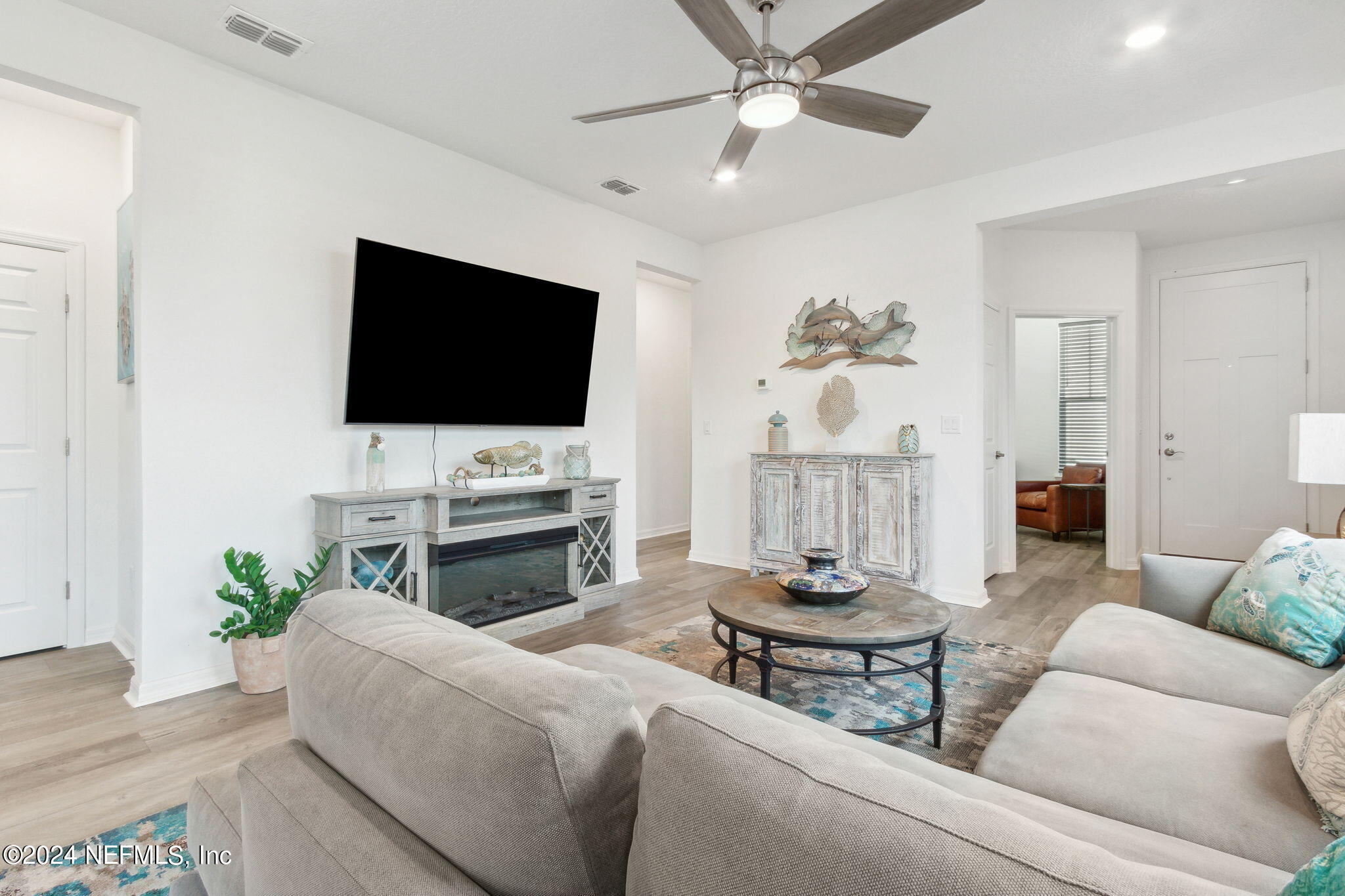 557 Continuum Loop Yulee, FL 32097 - Photo 8 of 35 19-web-or-mls-557 Continuum Lp (19 of 68