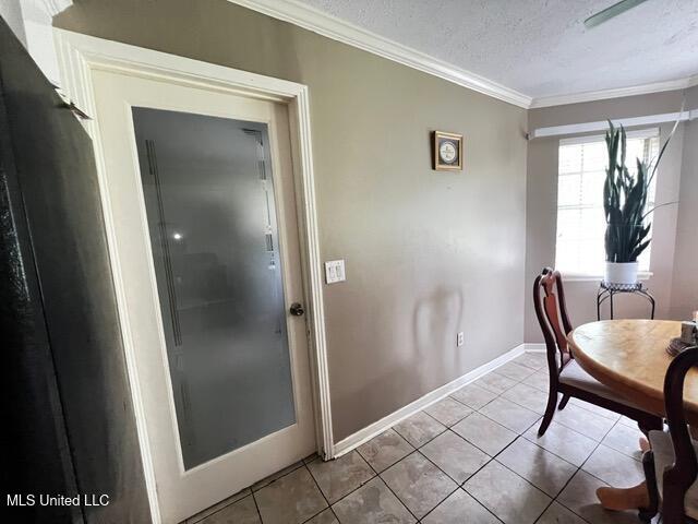 1842 Lake Trace Drive Jackson, MS 39211 - Photo 7 of 24 Pantry/Laundry Door