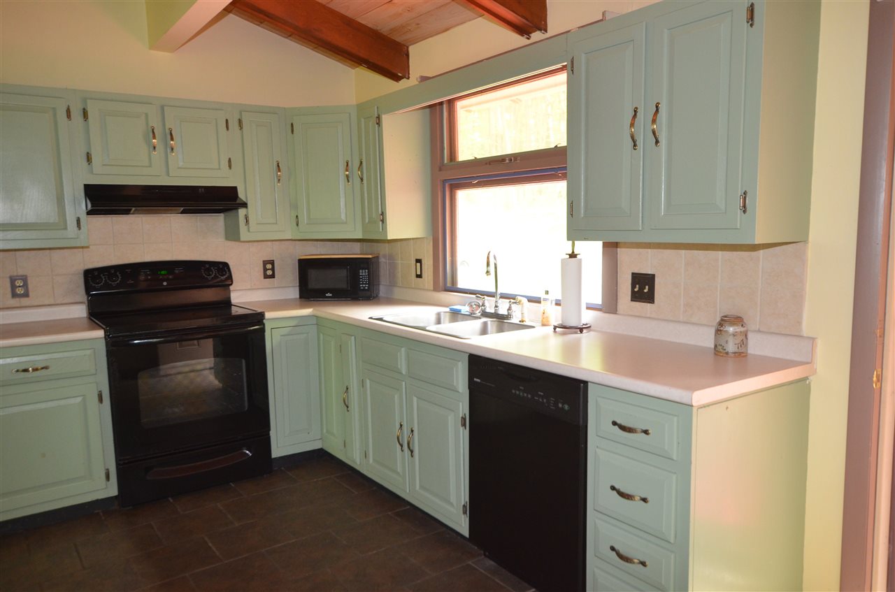 3068 Mountain Road Stowe, VT 05672 - Photo 7 of 20 Gallery Image 7