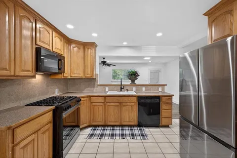 $260,000 | 6828 Greenlee Street, Fort Worth, TX 76112