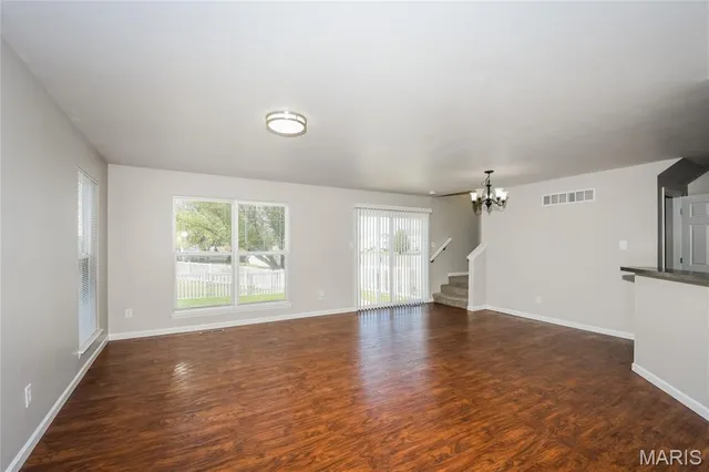 $2,245 | 3141 Timberlodge Landing, St. Charles, MO 63301