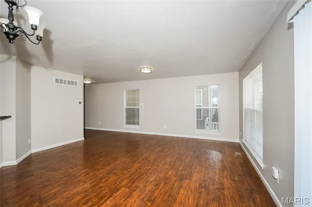 $2,245 | 3141 Timberlodge Landing, St. Charles, MO 63301