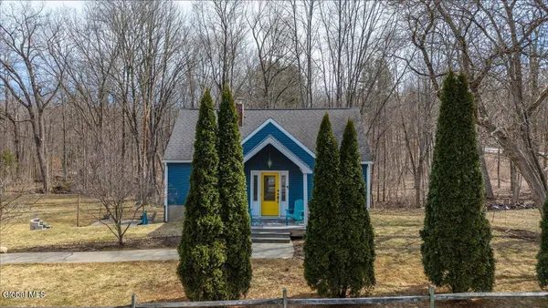$389,900 | 5262 Jockey Street, Galway, NY 12074